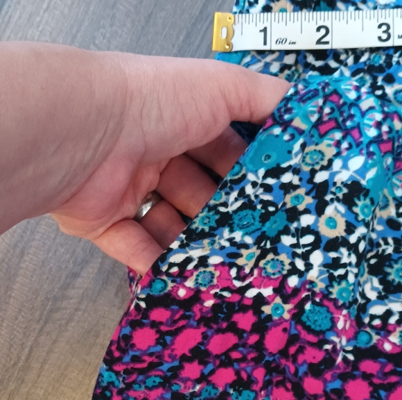 𝐁𝐎𝐍𝐆𝐎 𝐌𝐮𝐥𝐭𝐢𝐜𝐨𝐥𝐨𝐫𝐞𝐝 𝐋𝐨𝐨𝐬𝐞 𝐒𝐨𝐟𝐭 𝐏𝐚𝐧𝐭𝐬 - Picture 7 of 10